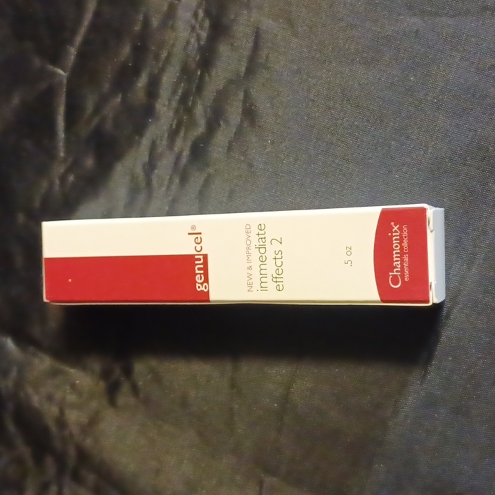 Chamonix deep correcting serum for wrinkles 1oz.